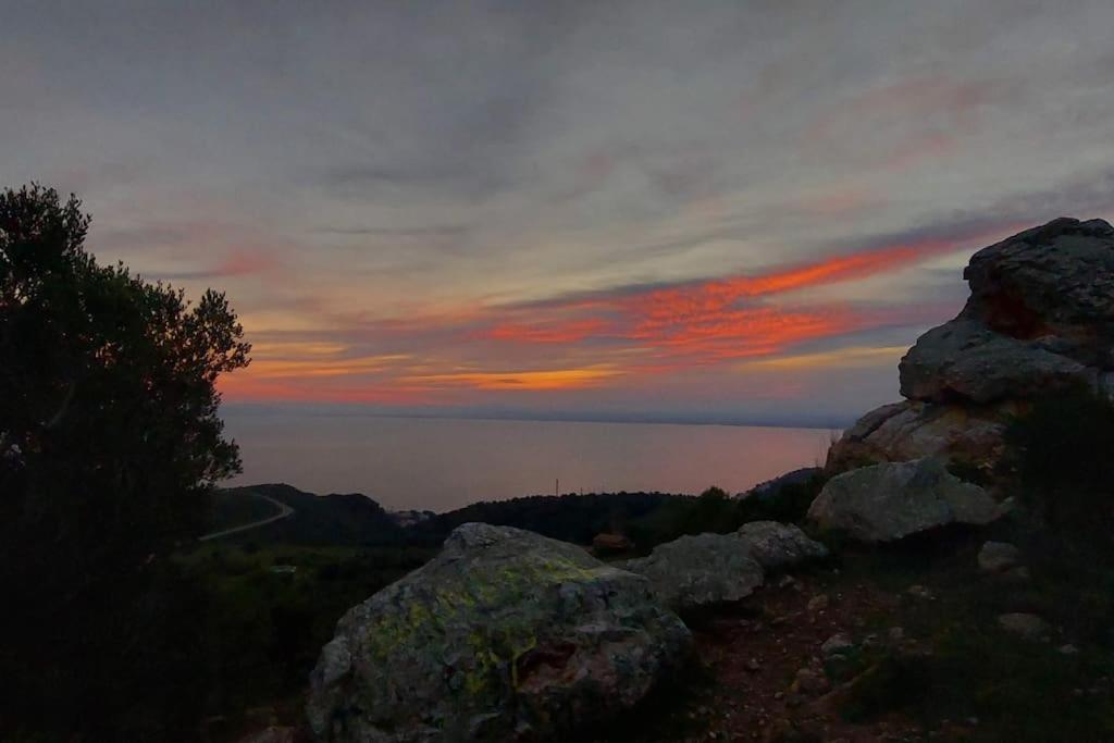 Sunsetmare Vacational Apartment Ρόζες Εξωτερικό φωτογραφία