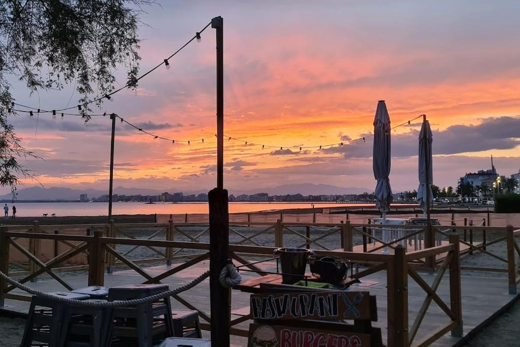 Sunsetmare Vacational Apartment Ρόζες Εξωτερικό φωτογραφία