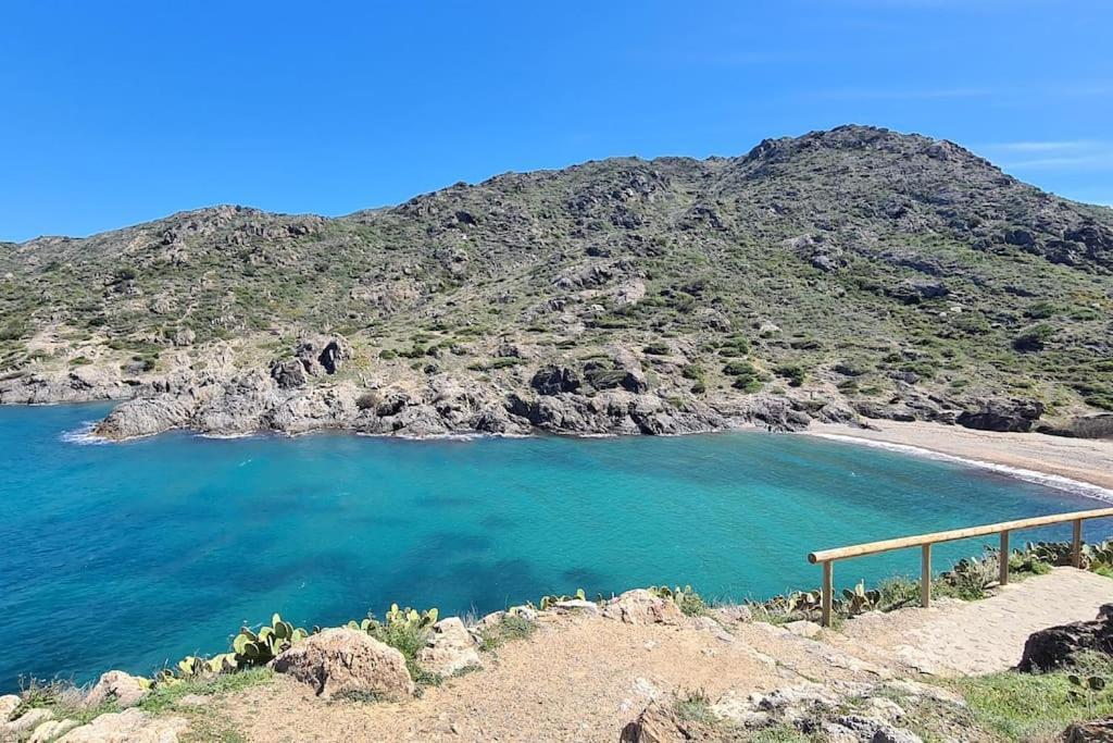 Sunsetmare Vacational Apartment Ρόζες Εξωτερικό φωτογραφία